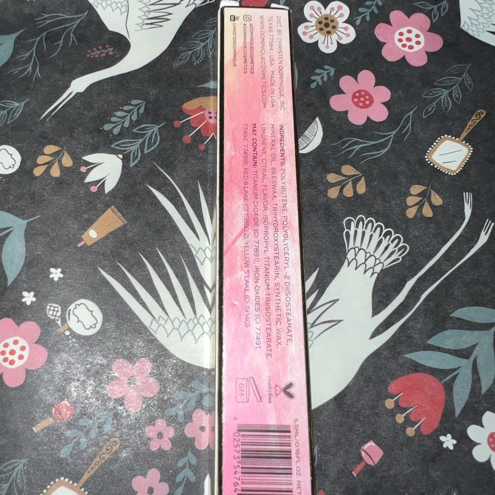 Dominique Cosmetics Bundle - Picture 11 of 12